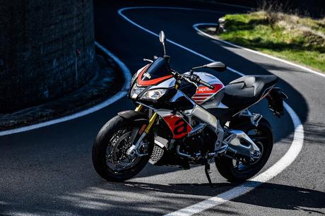 Aprilia Tuono V4 1100 RR 2017 Aprilia Tuono V4 1100 RR 2017
