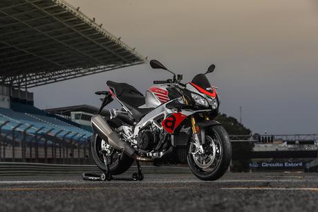 Aprilia Tuono V4 1100 RR 2017 Aprilia Tuono V4 1100 RR 2017