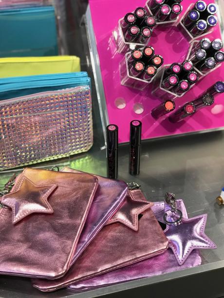 Novità Shaka Innovative Beauty e Makeup Revolution 2017-2018 Novità Shaka Innovative Beauty e Makeup Revolution 2017-2018