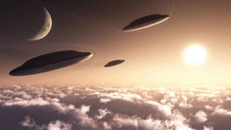 Anche il Pentagono ammette di aver studiato gli UFO Anche il Pentagono ammette di aver studiato gli UFO