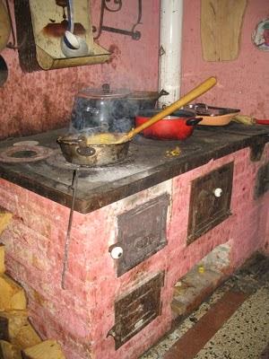 Kaj smo jedli dan bot za Božič / Cosa si mangiava un tempo per Natale Kaj smo jedli dan bot za Božič / Cosa si mangiava un tempo per Natale