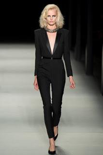 Outfit per il 25.Scegli la tuta che fa per te! Outfit per il 25.Scegli la tuta che fa per te!