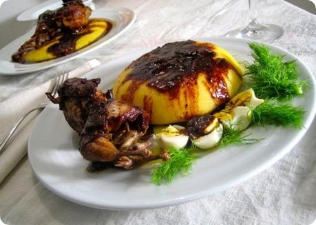 Raccolta di Ricette Secondi Piatti di Natale davvero eccellenti veloci e sfiziosi. Quaglia in riduzione di aceto balsamico sulla polenta