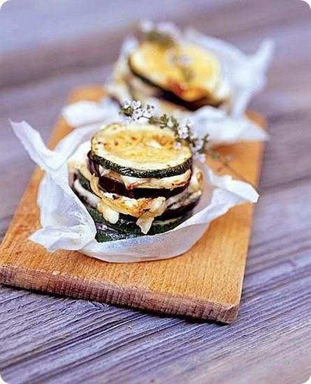 Raccolta di Ricette Secondi Piatti di Natale davvero eccellenti veloci e sfiziosi. Millefogli di zucchine e melanzane