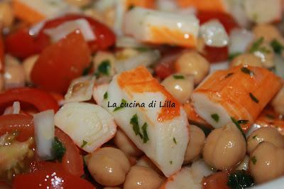 Antipasti: Insalata con polpa di granchio Antipasti: Insalata con polpa di granchio