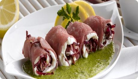 Raccolta di Ricette Antipasti di Natale sfiziosi, facili e velocissimi da preparare. involtini-di-carpaccio_big