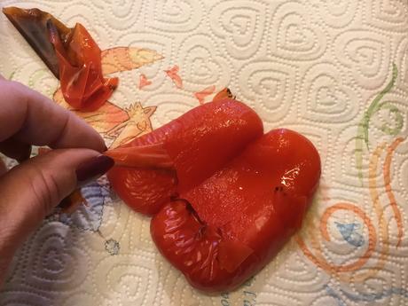 CROSTINI PEPERONI E ACCIUGHE CROSTINI PEPERONI E ACCIUGHE