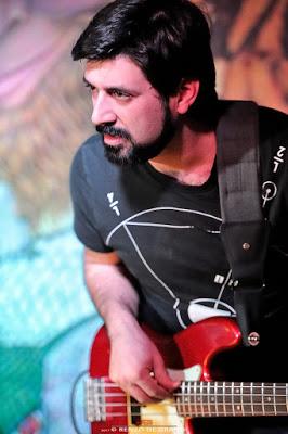 Aldo Tagliapietra live al Club Il Giardino, di Marco Pessina e Renzo De Grandi Aldo Tagliapietra live al Club Il Giardino, di Marco Pessina e Renzo De Grandi