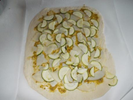 GIRELLE SALATE RIPIENE DI AFFETTATO E VERDURE GIRELLE SALATE RIPIENE DI AFFETTATO E VERDURE