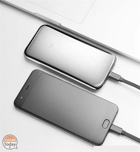 Xiaomi lancia la ZMI Space Power Bank con corpo in acciaio inossidabile a specchio zmi