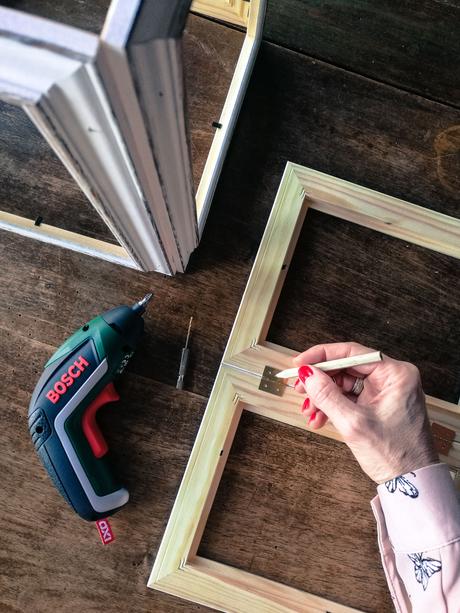 Come costruire una mini serra con delle cornici. Bosch IXO un cacciavite per chi è Creativo! Come costruire una mini serra con delle cornici. Bosch IXO un cacciavite per chi è Creativo!