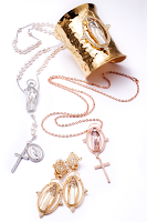 Fiona Swarovski: L' esclusiva Capsule Collection Virgin Mary Fiona Swarovski: L' esclusiva Capsule Collection Virgin Mary