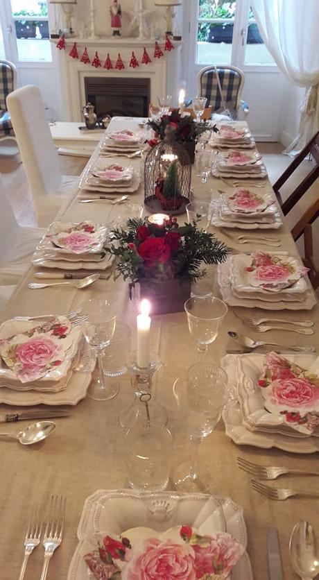 Le mie tavole delle feste - My Christmas’ s Holidays tablesettings L'immagine può contenere: tabella e spazio al chiuso