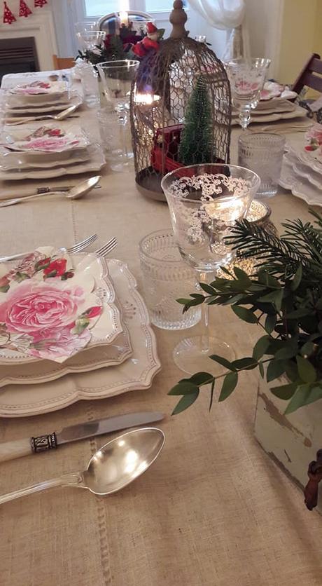 Le mie tavole delle feste - My Christmas’ s Holidays tablesettings L'immagine può contenere: spazio al chiuso