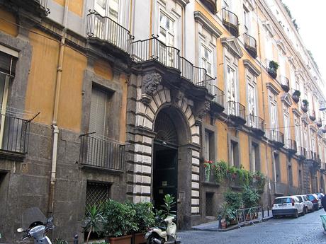 “Oltre i confini”, le opere di Carla Castaldo in mostra a Palazzo Serra di Cassano “Oltre i confini”, le opere di Carla Castaldo in mostra a Palazzo Serra di Cassano