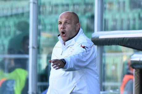 Tedino: “Nestorovski non può fare tutto da solo, serve l’aiuto della squadra” Tedino: “Nestorovski non può fare tutto da solo, serve l’aiuto della squadra”