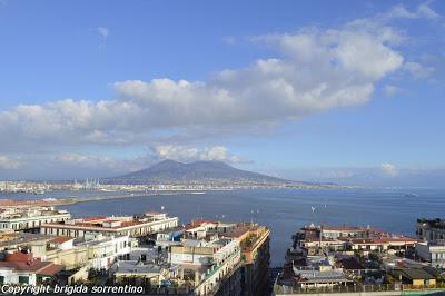 Le passeggiate di Brigida: Napoli - le rampe di Pizzofalcone Le passeggiate di Brigida: Napoli - le rampe di Pizzofalcone