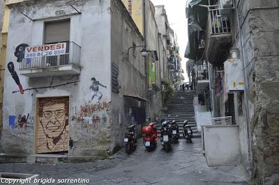 Le passeggiate di Brigida: Napoli - le rampe di Pizzofalcone Le passeggiate di Brigida: Napoli - le rampe di Pizzofalcone