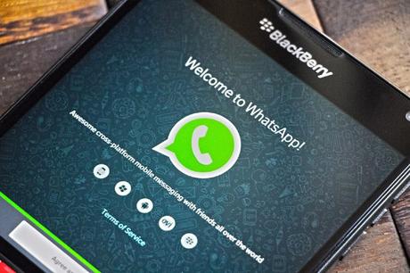 WhatsApp, dal 31 dicembre addio a Blackberry e Windows Phone 8 WhatsApp, dal 31 dicembre addio a Blackberry e Windows Phone 8