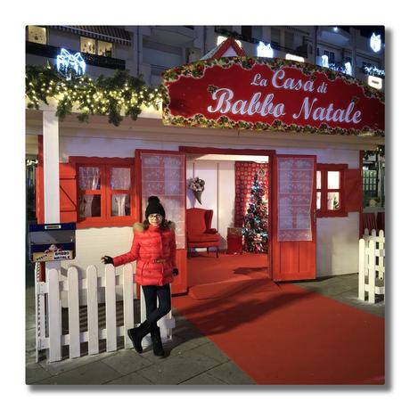 Piumino rosso Yclù perfetto per le festività natalizie JESOLO CHRISTMAS VILLAGE