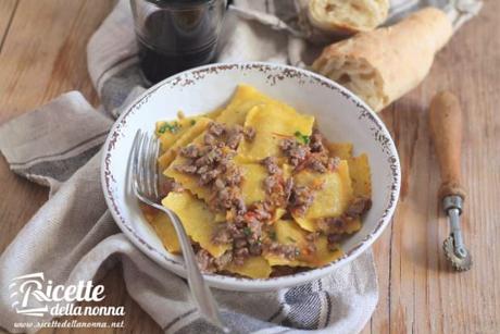 Spoja lorda al ragù bianco Ricetta spoja lorda al ragù bianco