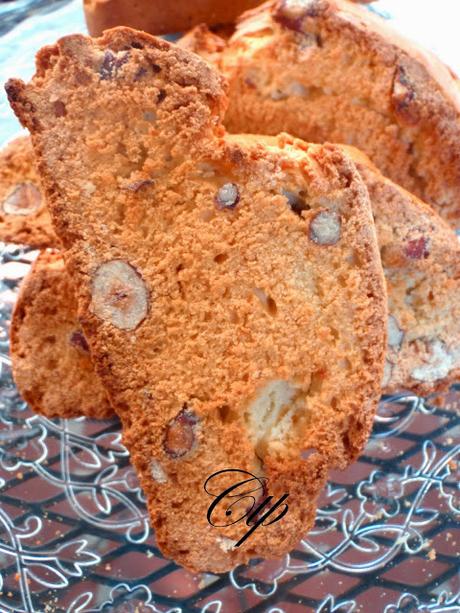 Tozzetti alla Nocciola della Tuscia alessandra ruggeri Tozzetti alla Nocciola della Tuscia alessandra ruggeri