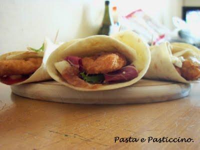 Piadina Snack con Pollo Croccante