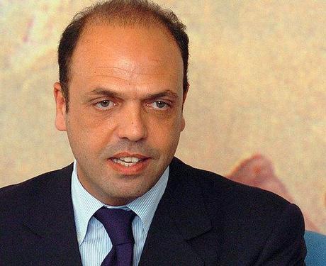 Alfano afferma : Berlusconi ricandidato nel 2013