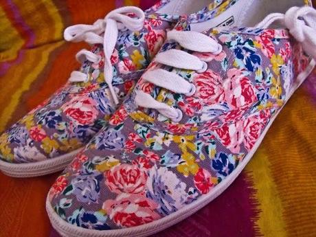 New flowers boat shoes: are so summer!