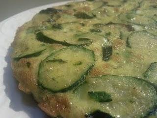 FRITTATA DI ZUCCHINE AL PROFUMO DI BASILICO.....MA....AL FORNO...