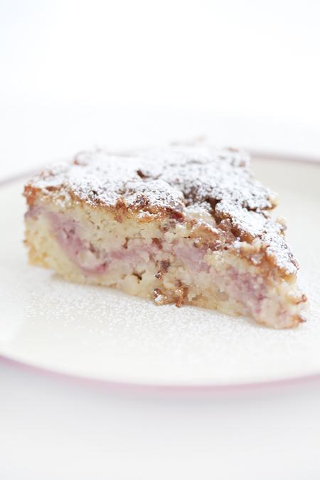 IL DOLCE DI NENA ! TORTA DI MANDORLE CON CUORE DI FRAGOLE, CIOCCOLATO BIANCO E CANNELLA