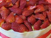 Strawberries Cake