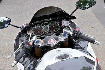 Suzuki GSX-R 1300 Hayabusa by Technical Garage Run