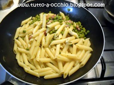 WHB #283 - Pasta con piselli e pancetta