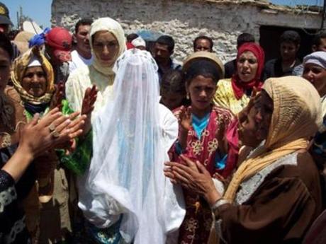 Marocco: Dati Allarmanti sui Matrimoni con Minori.