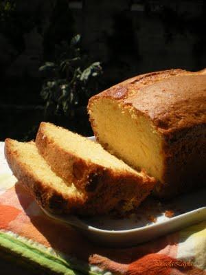 Plum Cake alla Scorza d'Agrumi