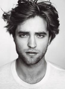Robert Pattinson, l’ex toy-boy rinnega Twilight e se la dà a gambe