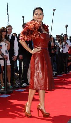 Festival di Cannes 2011, Salma Hayek in Gucci e Gucci Première