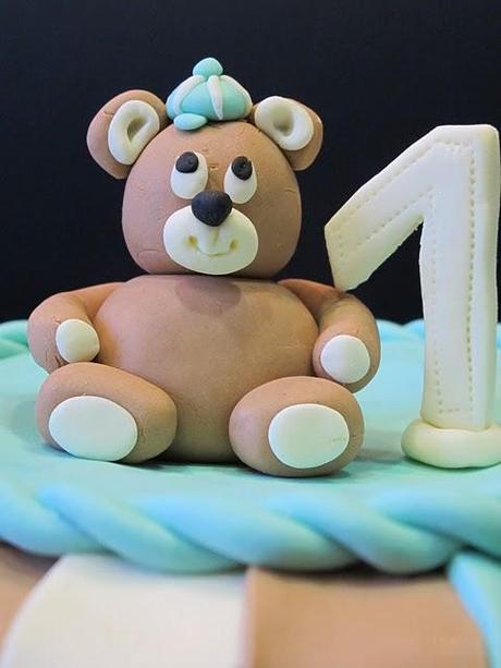 Teddy Bear Cake