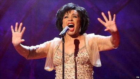 DAME SHIRLEY BASSEY SUPERSTAR !!!