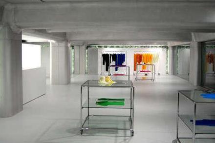 Progettazione d'interni: il retail design di ISSEY MIJAKE