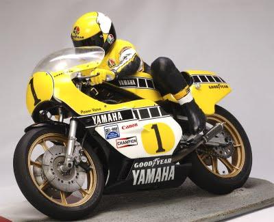Diorama - Yamaha YZR 500 & Kenny Roberts 1980 (Tamiya)