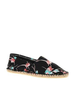 must have- le espadrillas