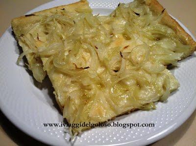 FOCACCIA  CON LA CIPOLLA