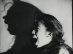 Una pagina di follia (Kurutta ippeiji – 狂った一頁) – Teinosuke Kinugasa (1926) Una pagina di follia (Kurutta ippeiji – 狂った一頁) – Teinosuke Kinugasa (1926)