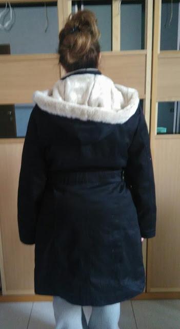 Annuncio vendita: Ladies Long Hoodlamb Coat nero taglia XXL Annuncio vendita: Ladies Long Hoodlamb Coat nero taglia XXL