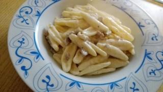 Cavatelli panna e pancetta Cavatelli panna e pancetta