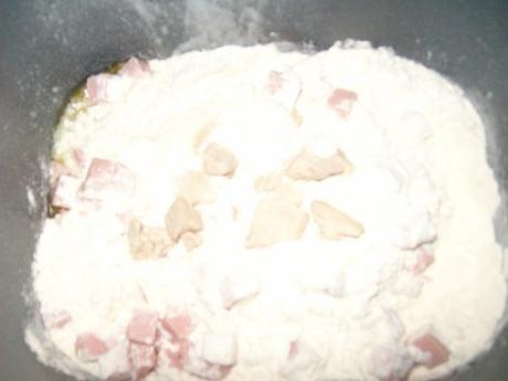 Pane Al Parmigiano e Prosciutto Cotto con la mdp Pane Al Parmigiano e Prosciutto Cotto con la mdp