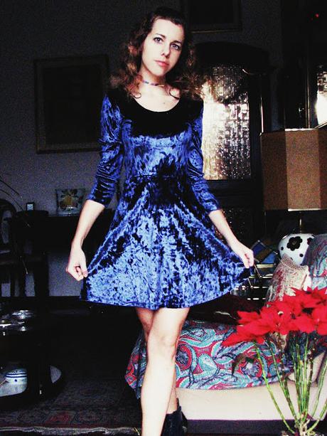 OOTD: Velvet Dress & Laced Boots OOTD: Velvet Dress & Laced Boots