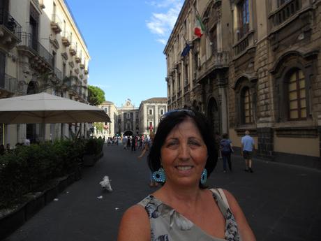 Catania, gita di un giorno percorrendo una sola strada Catania, gita di un giorno percorrendo una sola strada